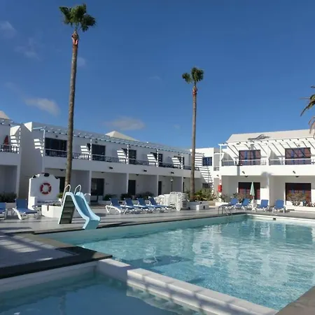 Puerto Del Carmen Sleeps 3 Pool Wifi Apartamento Puerto del Carmen (Lanzarote)
